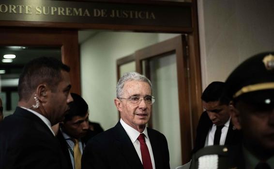 image for Uribe pidió que su proceso sea totalmente público