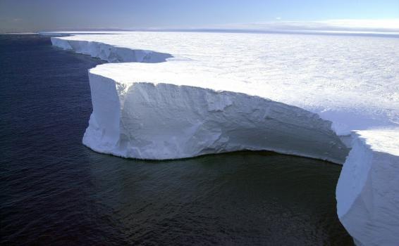 Imagen de un  iceberg