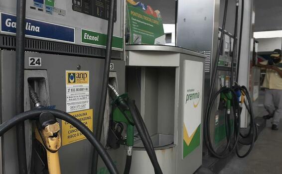 image for Aumento no preço de combustíveis provoca em cidades brasileiras