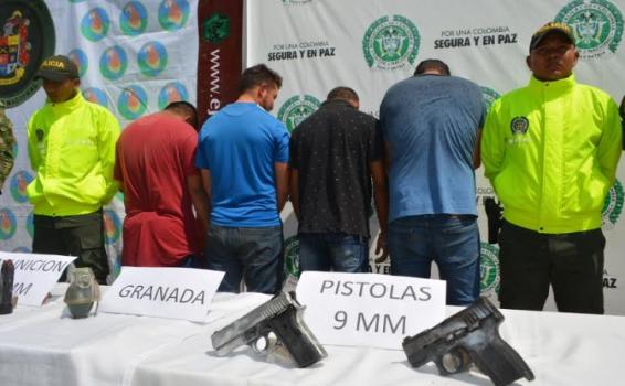 Capturas en la Ciudad de Leticia Personas capturados fotografiadas de espaldas