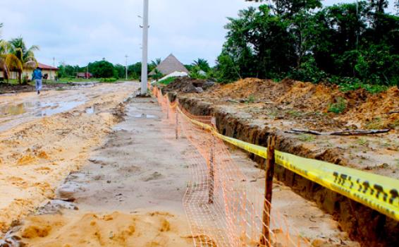 image for Inician trabajos de construcción de la carretera Quistococha-Llanchama