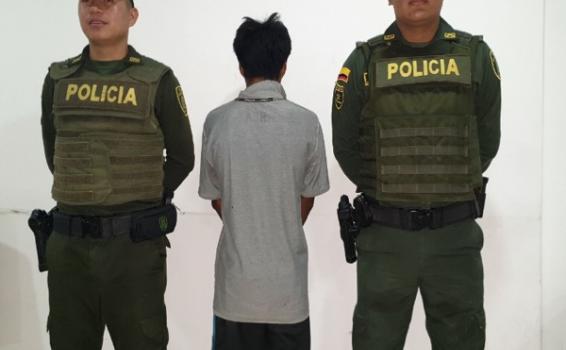 Policía captura sujeto por el delito de violación de habitación ajena image for Policía captura sujeto por el delito de violación de habitación ajena