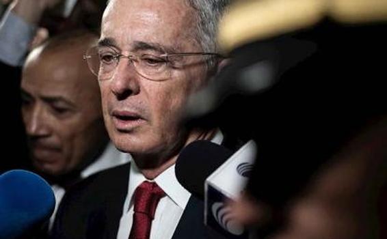 image for Defensa de Uribe pide libertad inmediata de expresidente