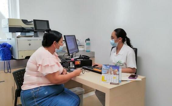 image for Dos centros de salud en Medellín suspenderán sus servicios