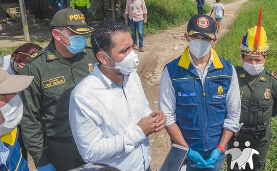 image for Entregan ayudas de bienes de primera necesidad a población