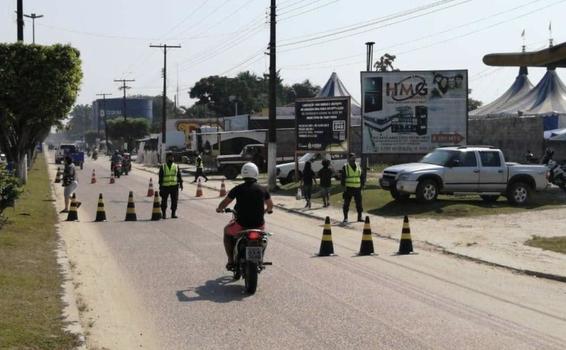 image for Trânsito em busca de irregularidades de veículos