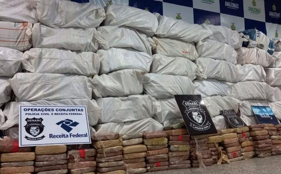 Polícia Civil apreende duas toneladas de maconha do tipo skunk image for Polícia Civil apreende duas toneladas de maconha do tipo skunk