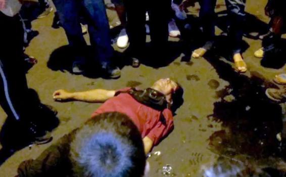 Accidentes de moto en Iquitos Persona tendida en el suelo depues de accidente