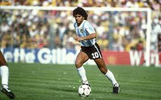 image for Fallece Diego Maradona de un paro cardiorrespiratorio