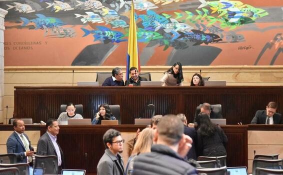 Cámara de representantes aprobó el fin de las EPS image for Cámara de representantes aprobó el fin de las EPS