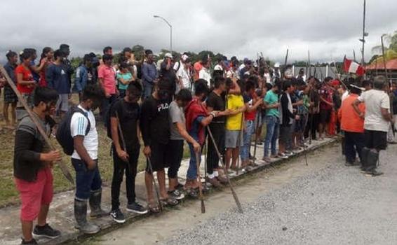 image for Enfrentamiento con la Policía deja tres indígenas muertos