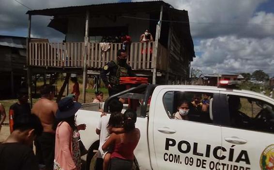 Padre agrede a su hijo con machete image for Padre agrede a su hijo con machete