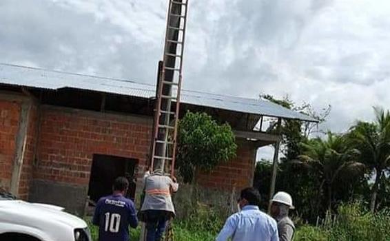 image for Prefeitura acompanhando a equipe de iluminação pública