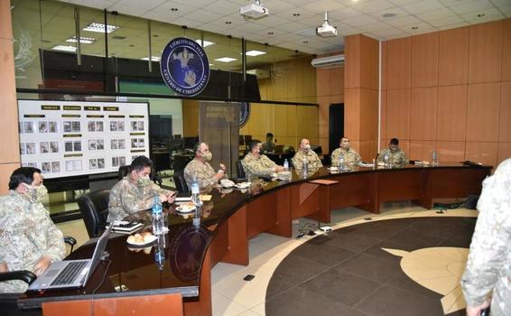 image for General de Ejército visitó el Centro de Ciberdefensa
