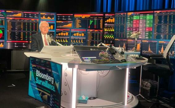 Ministro de Hacienda conversó con Bloomberg TV image for Ministro de Hacienda conversó con Bloomberg TV