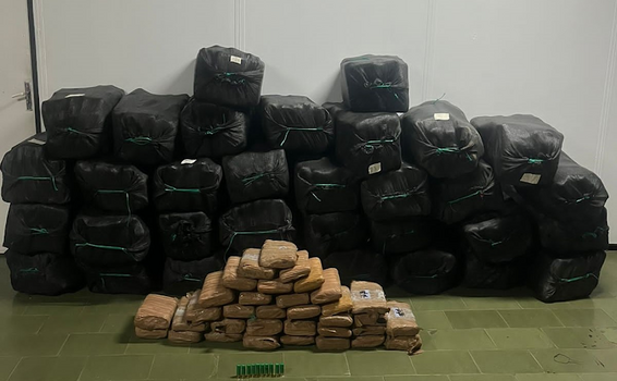 image for Comando de Fronteira Solimões apreende 750 Kg de drogas
