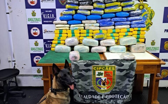 image for Apreende droga avaliadas em mais de R$4,4 milhões em embarcaçãon