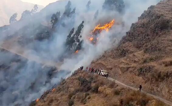 image for Incendio por más de 48 horas en sectores de Chaccapa