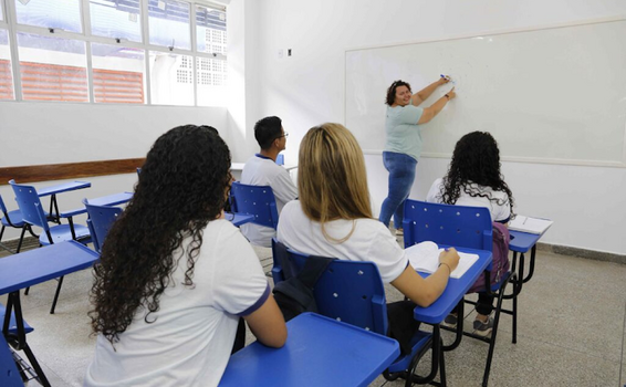 image for Governo do Amazonas reafirma compromisso com educadores 