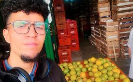 Jugo de naranja también lucha contra la xenofobia image for Jugo de naranja también lucha contra la xenofobia
