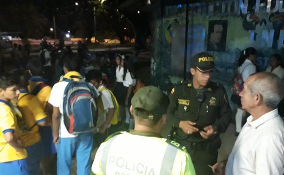 Entornos escolares y parques libres de drogas Estudiantes en aulas de clase