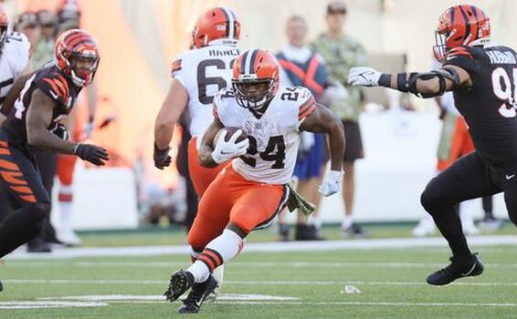 Browns running backs Nick Chubb - Demetric Felton test positive for COVID image for Browns running backs Nick Chubb - Demetric Felton test positive for COVID