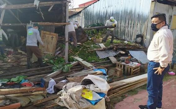 image for Casas afetadas por ventos fortes na cidade de Yurimaguas