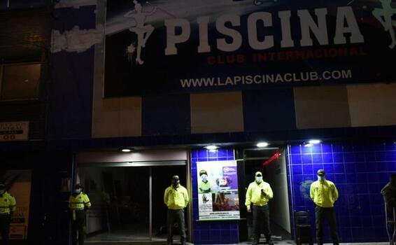 Cierran famoso burdel nocturno la piscina image for Cierran famoso burdel nocturno la piscina