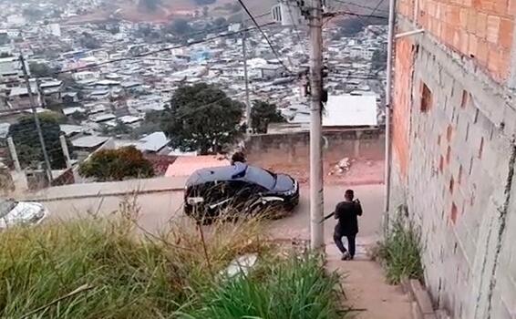 image for Presos e apreendidos em operação no Bairro Santo Antônio