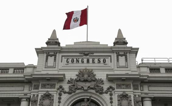 Reformas constitucionales exprés image for Reformas constitucionales exprés