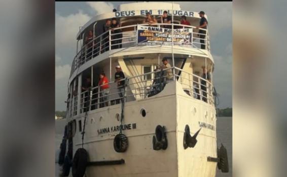 image for Pessoas estão desaparecidas em Navio Ana Karoline