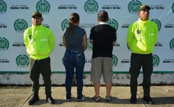 Desarticulamos la banda delincuencial Cuatro personas en una foto de judializacion