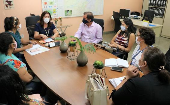 Cumprindo sua agenda de compromissos em Manaus / Prefeito image for Cumprindo sua agenda de compromissos em Manaus / Prefeito