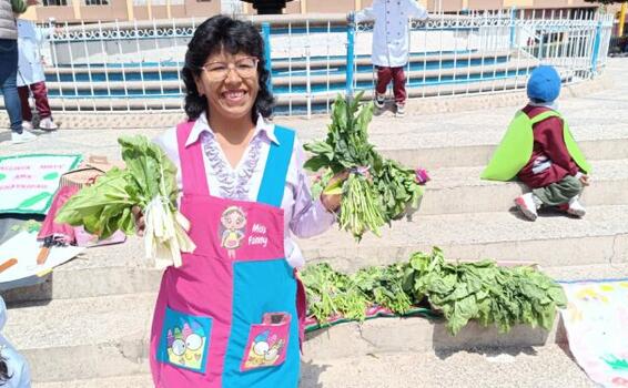 image for Estudiantes promovieron el consumo saludable de comidas en base a hortalizas