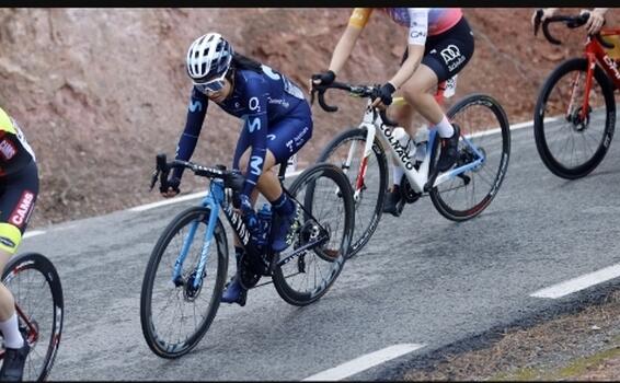 image for Paula Patiño ascendió en el Tour Romandia