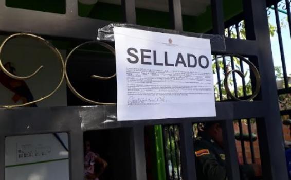 Operativos de control a los prestadores de servicios turisticos en Leticia Establecimiento sellado