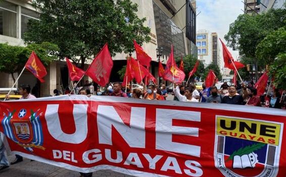 image for UNE convoca al Magisterio a movilizarse en cada provincia del país