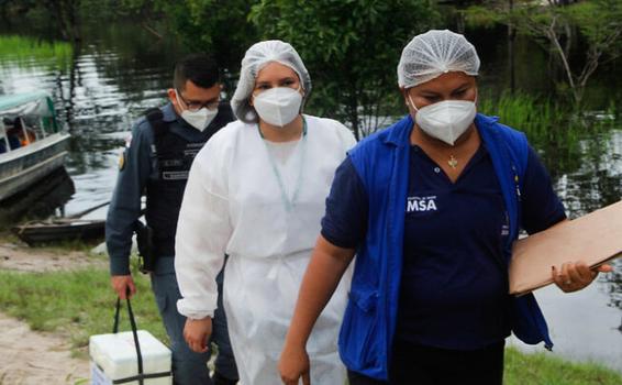 image for Prefeitura de Manaus inicia vacinação de idosos