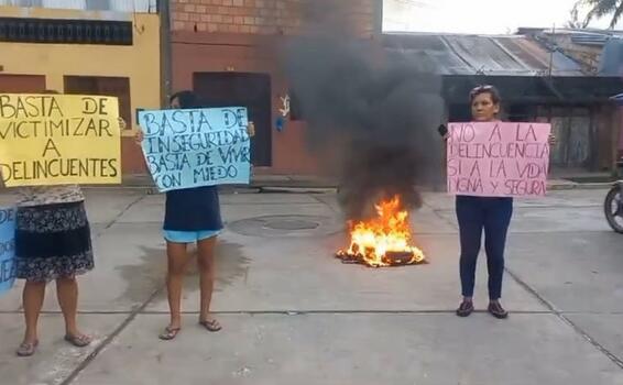 Vecinos protestan contra la presencia de barristas en su vecindario image for Vecinos protestan contra la presencia de barristas en su vecindario