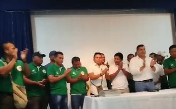 Posesión de los nuevos curacas de las 19 comunidades indígenas de ACITAM