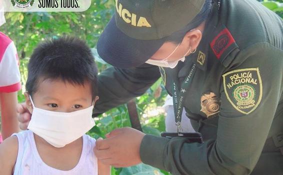 NUESTRA POLICÍA PROTEGIENDO CADA DÍA A NUESTROS NIÑOS Y NIÑAS 