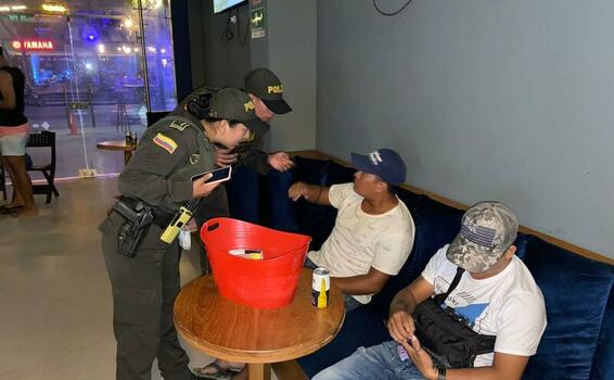 DESPLEGAMOS TODA NUESTRA CAPACIDAD HUMANA EN NOCHE BUENA, CON EL ÁNIMO DE SALVAGUARDAR LA SEGURIDAD Y CONVIVENCIA CIUDADANA DESPLEGAMOS TODA NUESTRA CAPACIDAD HUMANA EN NOCHE BUENA, CON EL ÁNIMO DE SALVAGUARDAR LA SEGURIDAD Y CONVIVENCIA CIUDADANA