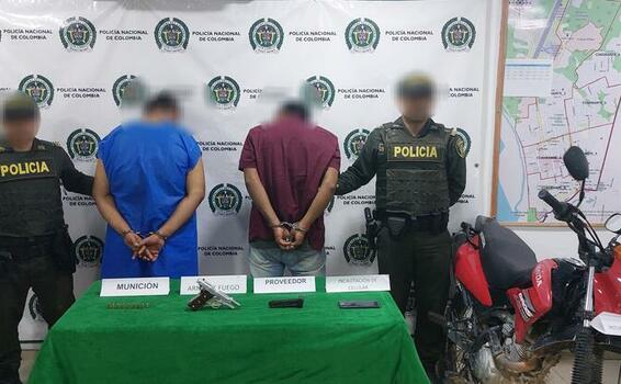 UN EXTRANJERO Y UN SUJETO NATURAL DE LETICIA, CAPTURADOS POR EL DELITO DE HOMICIDIO UN EXTRANJERO Y UN SUJETO NATURAL DE LETICIA, CAPTURADOS POR EL DELITO DE HOMICIDIO