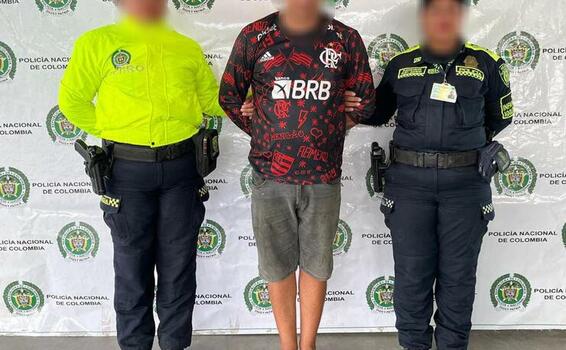 HOMBRE QUE ABUSO SEXUALMENTE DE NIÑA, FUE CAPTURADO EN LAS ULTIMAS HORAS POR LA POLICÍA HOMBRE QUE ABUSO SEXUALMENTE DE NIÑA, FUE CAPTURADO EN LAS ULTIMAS HORAS POR LA POLICÍA