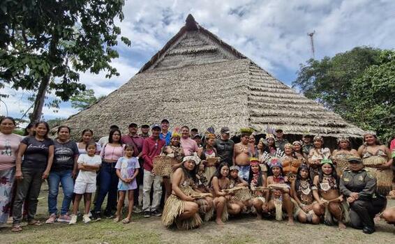 LETICIA ES SEDE DEL COMPONENTE DE PAZ AMBIENTAL LETICIA ES SEDE DEL COMPONENTE DE PAZ AMBIENTAL