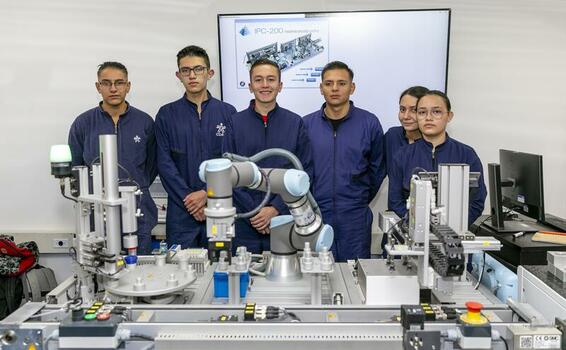 El SENA realiza alianzas internacionales para la formación de talento humano en áreas de la Industria 4.0 El SENA realiza alianzas internacionales para la formación de talento humano en áreas de la Industria 4.0