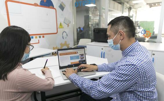Postúlese a los programas técnicos y tecnólogos de la oferta virtual del SENA Postúlese a los programas técnicos y tecnólogos de la oferta virtual del SENA