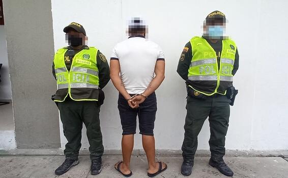CAPTURAMOS Y APREHENDIMOS EN FLAGRANCIA A DOS SUJETOS POR EL DELITO DE HURTO CAPTURAMOS Y APREHENDIMOS EN FLAGRANCIA A DOS SUJETOS POR EL DELITO DE HURTO