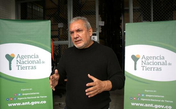 Con 110.000 familias beneficiadas en titulación y adjudicación de tierras, Gerardo Vega se despide de la ANT 