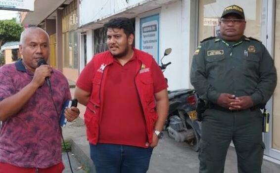 SE INSTALÓ CON ÉXITO SISTEMA DE ALARMA COMUNITARIA CON BOTÓN DE PÁNICO EN EL SECTOR CENTRO DE LETICIA SE INSTALÓ CON ÉXITO SISTEMA DE ALARMA COMUNITARIA CON BOTÓN DE PÁNICO EN EL SECTOR CENTRO DE LETICIA